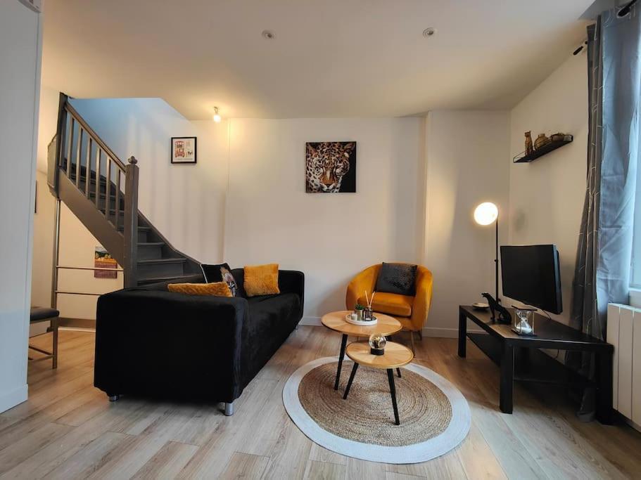 La Feline - Duplex - Vieux Valenciennes - Familialアパートメント エクステリア 写真