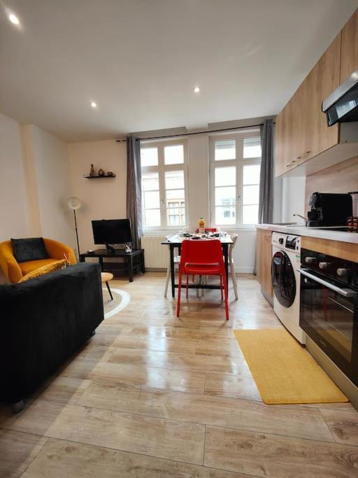 La Feline - Duplex - Vieux Valenciennes - Familialアパートメント エクステリア 写真